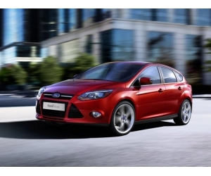 Ford Focus III:  