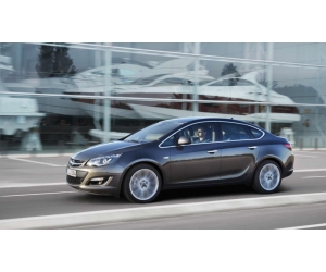  Opel Astra J 2013 