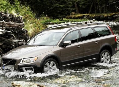  Volvo XC70   