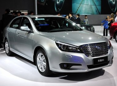   FAW Besturn B90