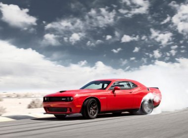   Dodge Challenger SRT Hellcat