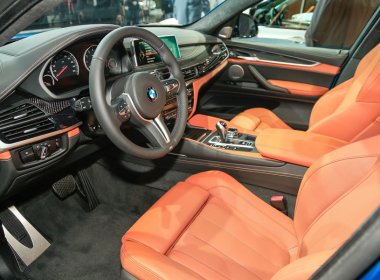  BMW X6 M