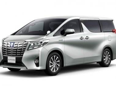   Toyota Alphard   2015