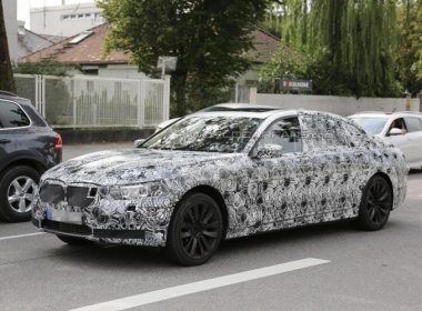   BMW 7-Series 2016