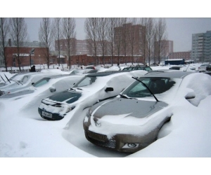 Как себя вести при попадании на автомобиле в снежную бурю?