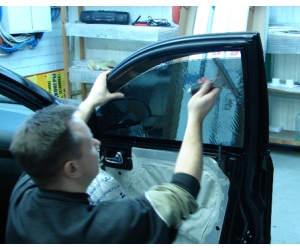 Тонирование стекол автомобиля пленками
