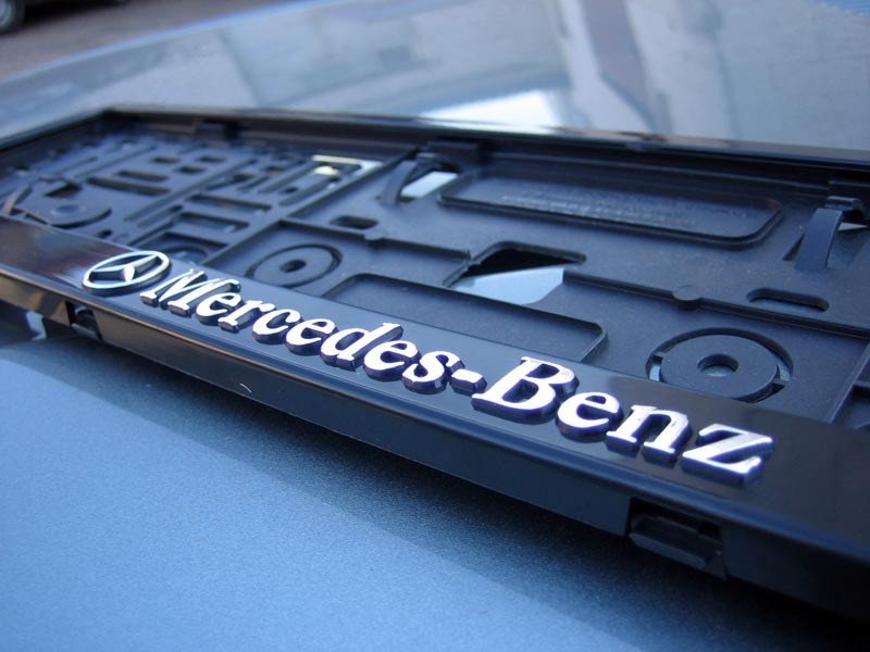 Рамка mercedes. Рамка номерного знака для автомобиля Mercedes-Benz. Рамка номерного знака Мерседес Бенц. Рамка номерного знака 288*206. Номерные рамки Мерседес.