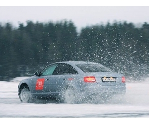 Особенности управления автомобилем на снегу и льду