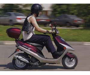 Права на скутер, мопед и квадроцикл: изменения в законе 2013 года