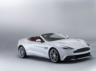  Aston Martin Vanquish Volante