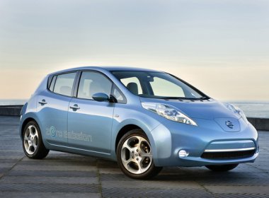 Nissan Leaf – первый массовый электромобиль