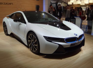     BMW i8