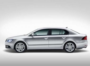 Skoda Superb 2014    