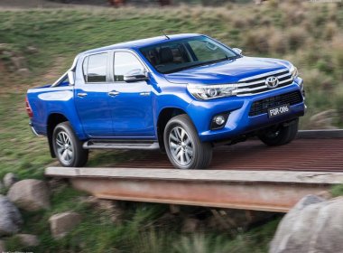  Toyota HiLux 2016