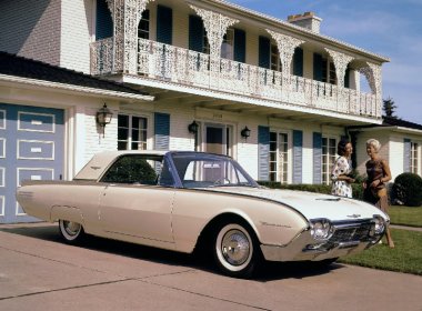 Ford Thunderbird -   