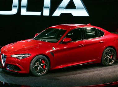 Возрождение Giulia от компании Alfa Romeo 2016-2017