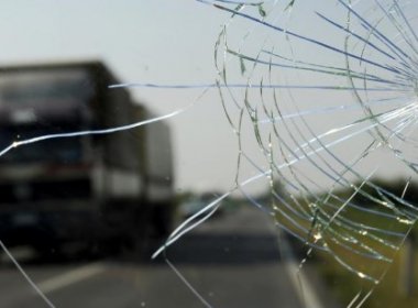 Опасность сколов на лобовом стекле автомобиля