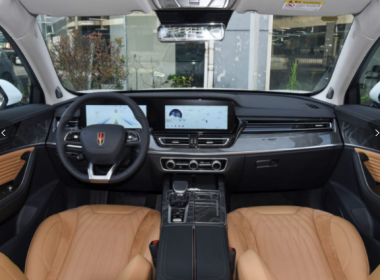      - Hongqi HS5